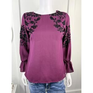 Copied - Beautiful Women’s Top Size S